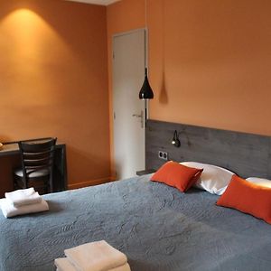 Hotel Le Pont Neuf